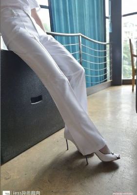 欧美刺激脚交footjob_BD英语在线观看高清